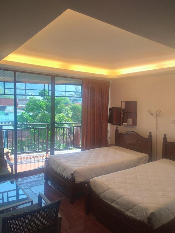 Kamala Bay Inn Extérieur photo