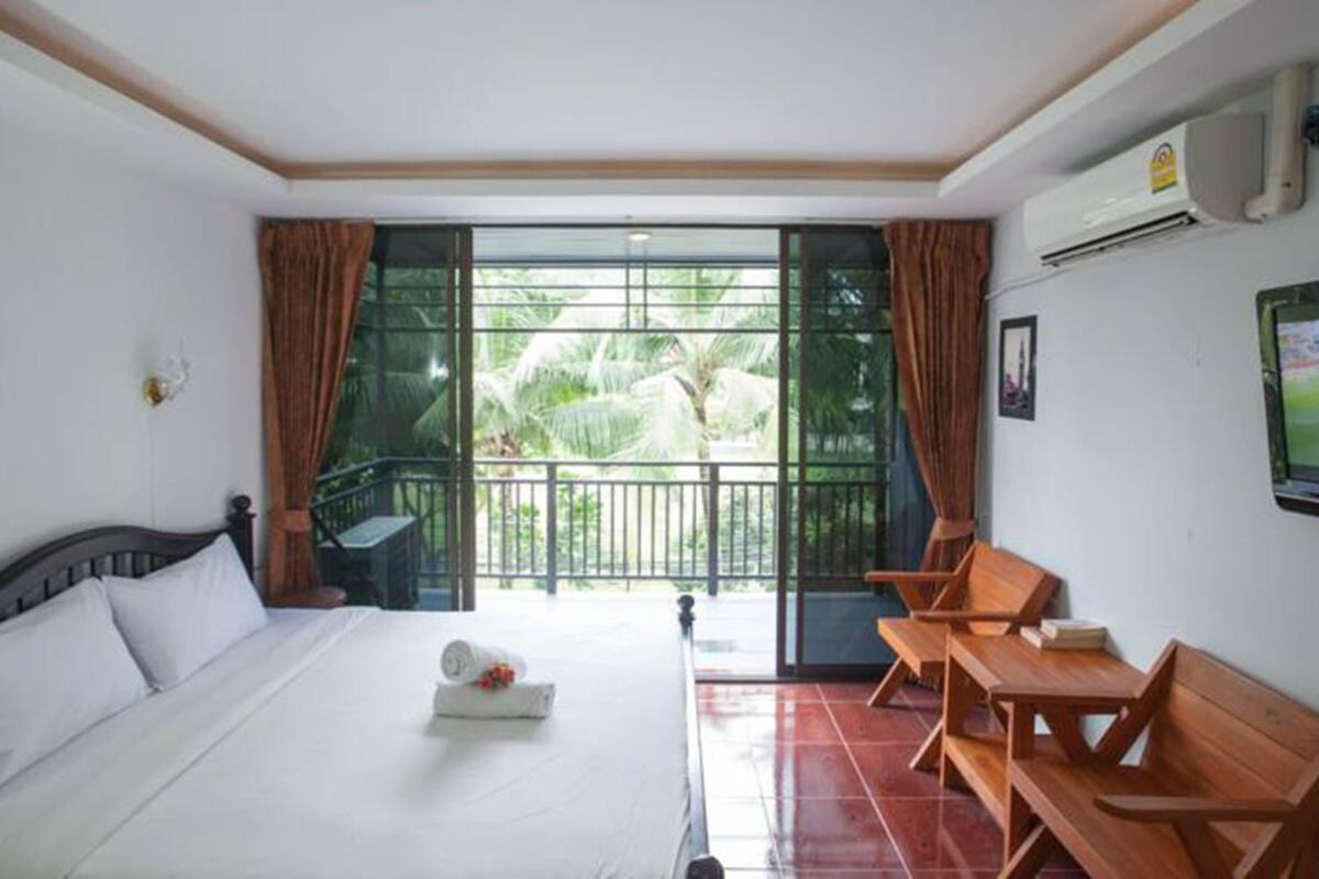 Kamala Bay Inn Extérieur photo
